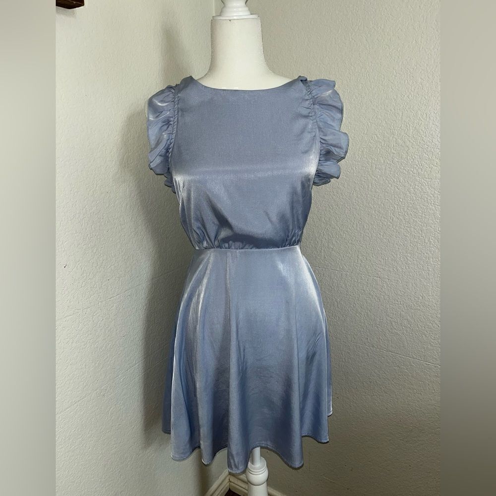 SHEIN Ruffle Trim Dress - Picture 3 of 4